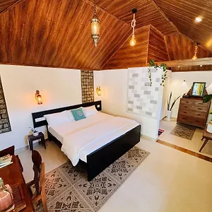 Calm Shack - 2 Bedroom-boutique Farm , Munnar India